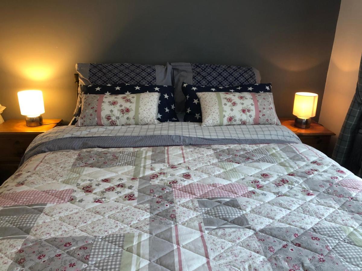 Ponderosea Cottage Free Gated Parking M1 & City Location, Wood Stove Lisburn Eksteriør billede