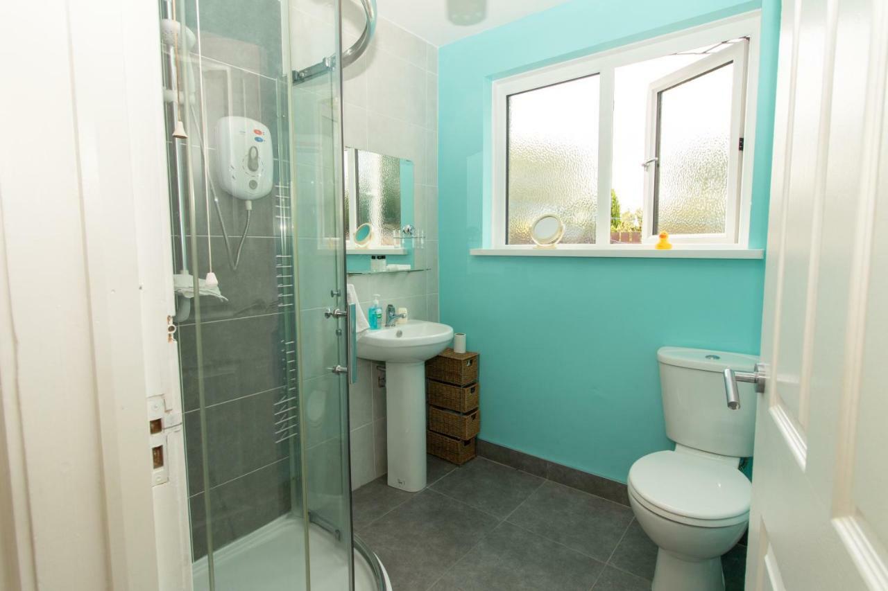 Ponderosea Cottage Free Gated Parking M1 & City Location, Wood Stove Lisburn Eksteriør billede